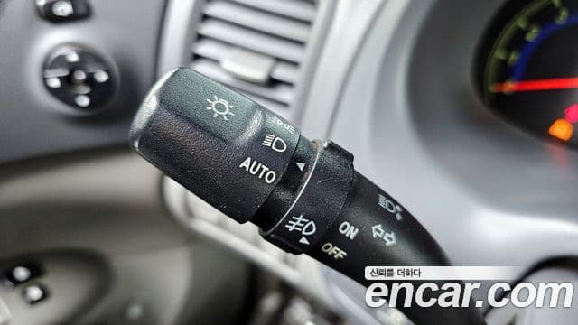 Kia Grand Carnival GLX, 2010 12