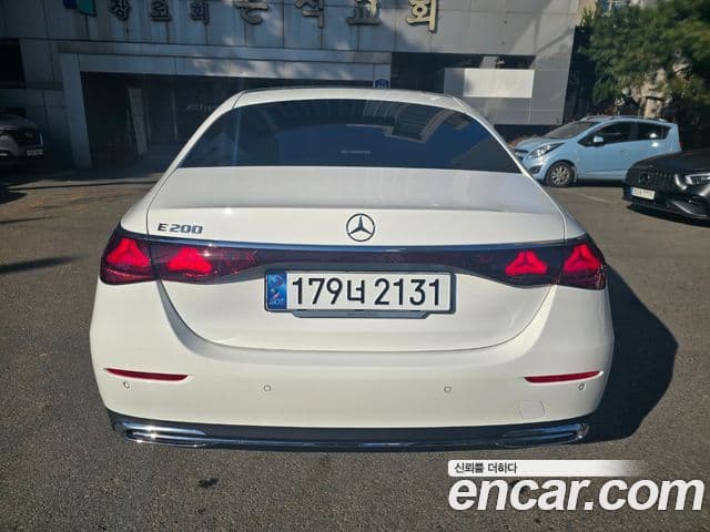 Mercedes-Benz E-класс W214 Avantgarde, 2025 6