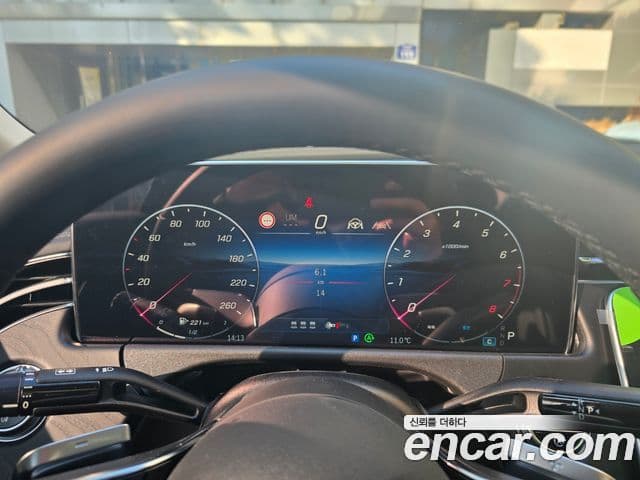 Mercedes-Benz E-класс W214 Avantgarde, 2025 12