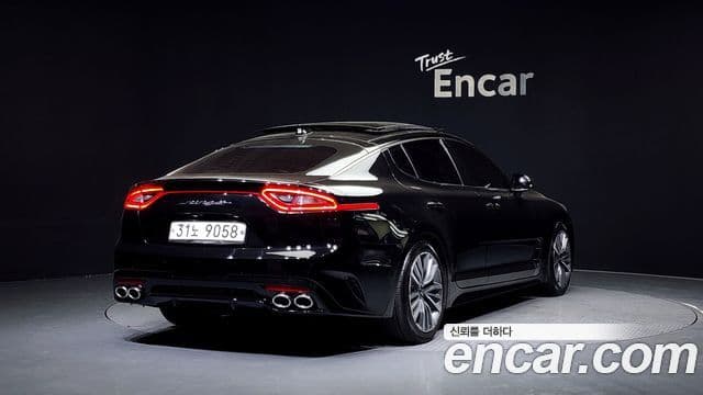 Kia 스팅어 Platinum, 2018 2