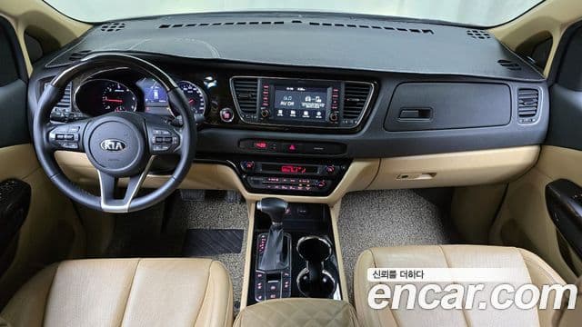 Kia The / новый New Carnival VIP, 2020 7