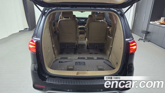 Kia The / новый New Carnival VIP, 2020 20