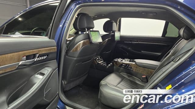 Genesis EQ900 Prestige, 2016 12