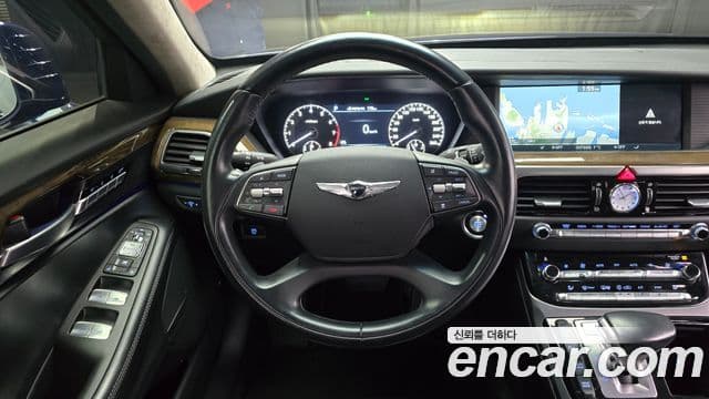 Genesis EQ900 Prestige, 2016 13