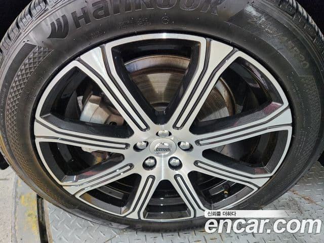 Volvo XC60 2세대 D5 Inscription, 2020 все фото