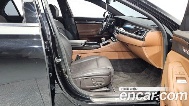 Genesis G90 Luxury, 2020 11