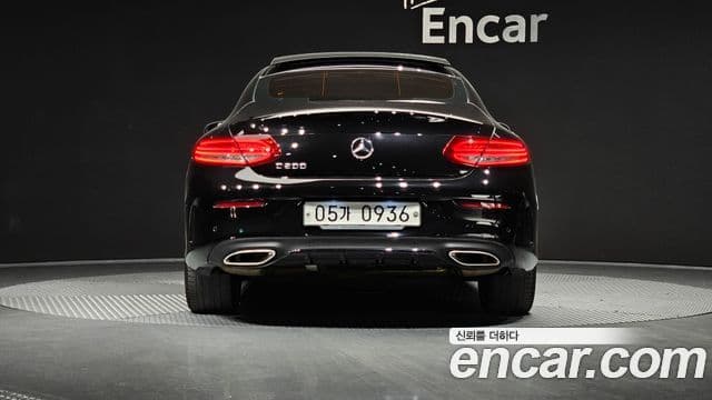 Mercedes-Benz C-класс W205 C200 купе, 2016 4