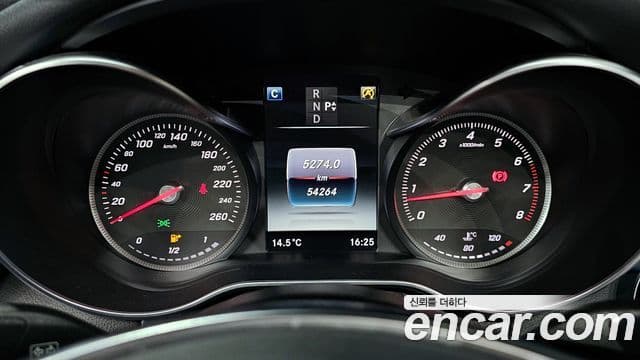 Mercedes-Benz C-класс W205 C200 купе, 2016 8