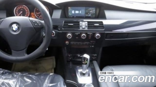BMW 5시리즈 (E60) 520i седан, 2008 6