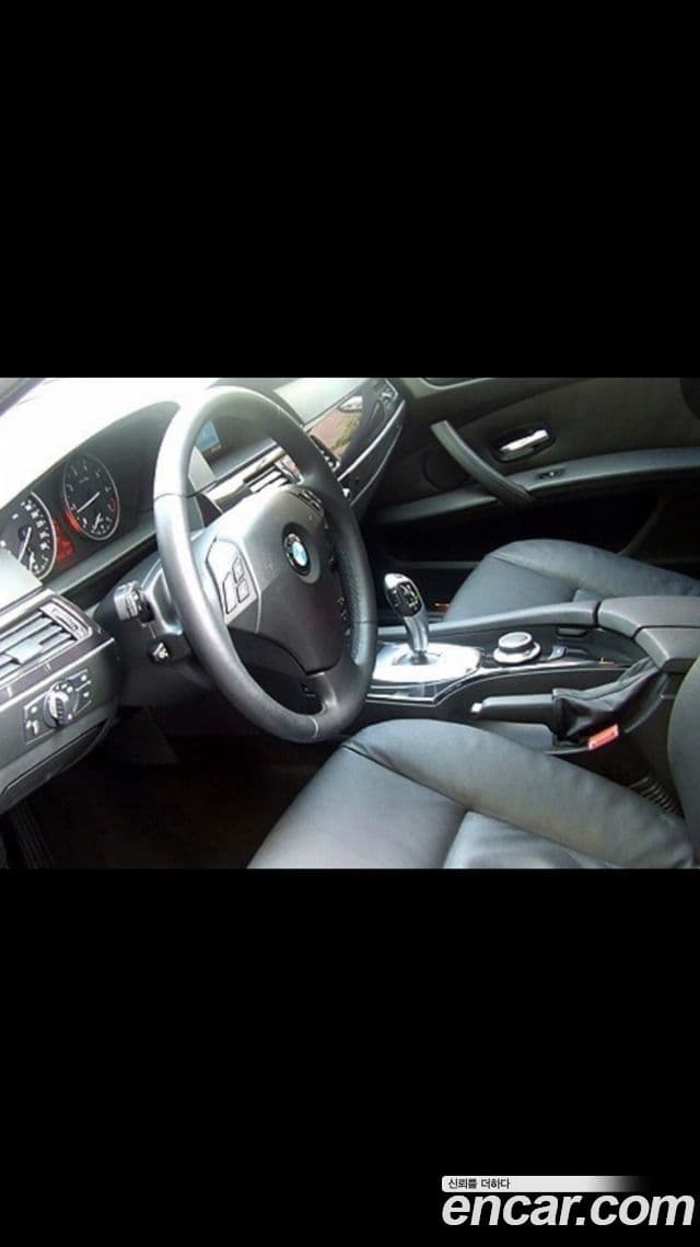 BMW 5시리즈 (E60) 520i седан, 2008 8