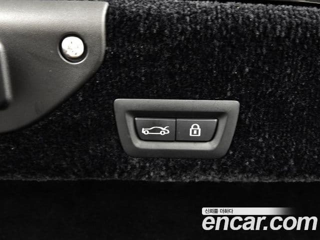 Rolls-Royce 레이스 6.6 чёрный эмблема, badge, 2017 10