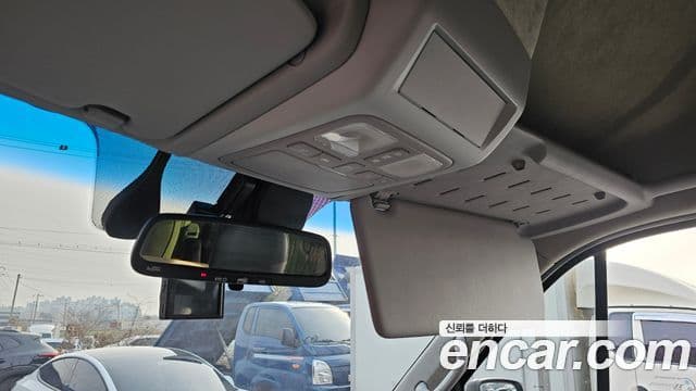 Hyundai 쏠라티 лимузин, 2018 15