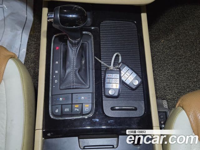 Kia All New Carnival бензин 9인승 High Limousine(компания по спецнадстройкам), 2016 14