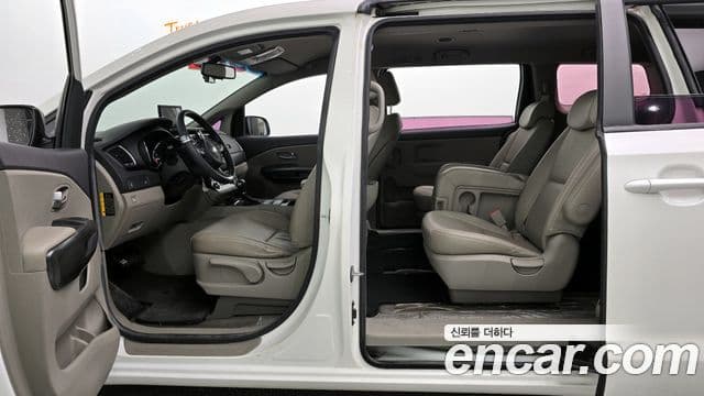 Kia All New Carnival 11인승 Deluxe, 2016 10