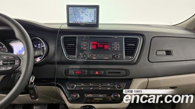 Kia All New Carnival 11인승 Deluxe, 2016 14