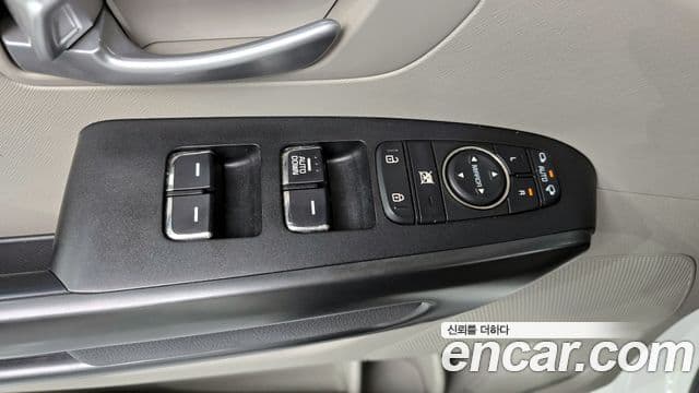 Kia All New Carnival 11인승 Deluxe, 2016 18