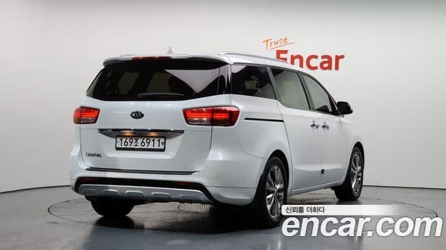 Kia All New Carnival Prestige, 2016 2