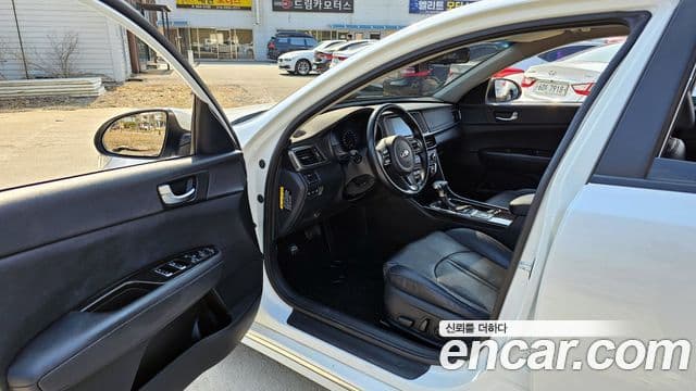 Kia K5 2세대 Prestige, 2016 11