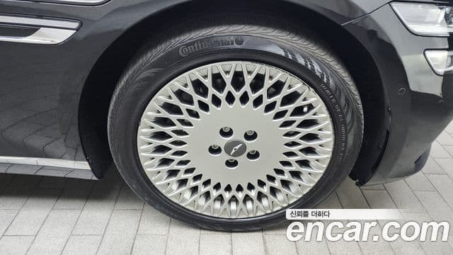 Genesis G80 (RG3) бензин 3.5 турбо AWD, 2023 все фото