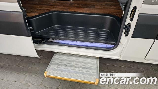 Hyundai 쏠라티 Tour, 2017 18