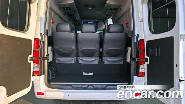 Hyundai 쏠라티 Tour, 2017 20