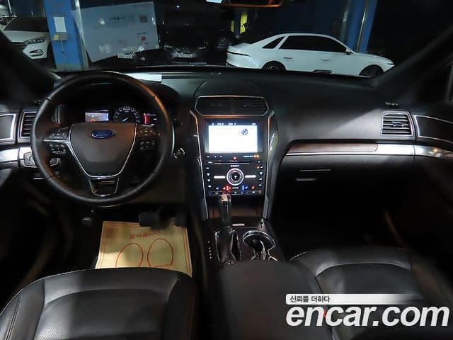 Ford Explorer 5세대, 2017 все фото