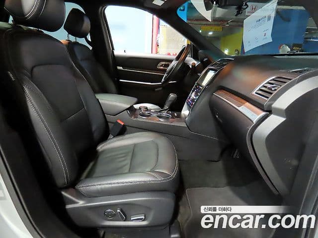 Ford Explorer 5세대, 2017 8