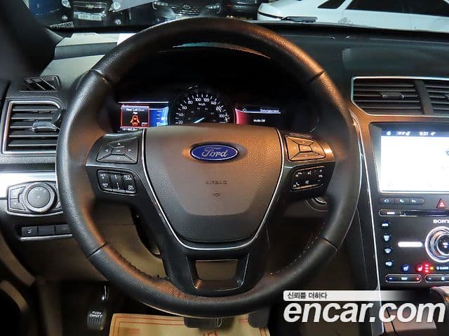 Ford Explorer 5세대, 2017 10