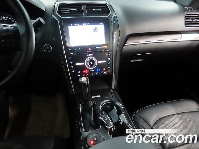 Ford Explorer 5세대, 2017 11