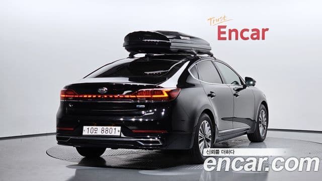 Kia K7 Premier гибрид Signature, 2020 2