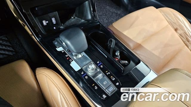 Kia K7 Premier гибрид Signature, 2020 9