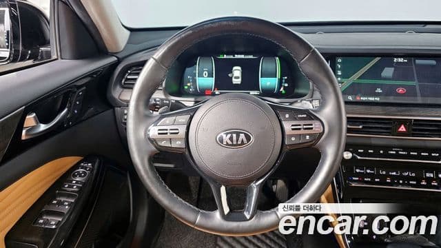 Kia K7 Premier гибрид Signature, 2020 13