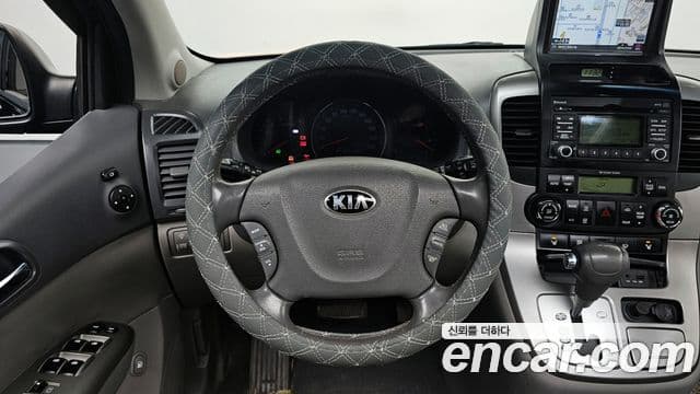Kia Carnival R Premium, 2013 13
