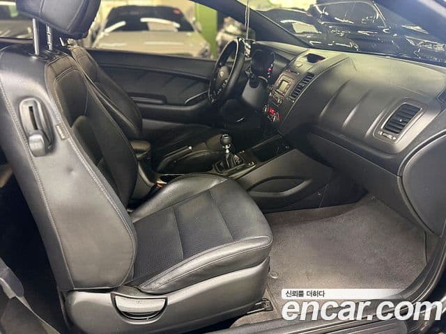 Kia K3 купе Noblesse, 2015 10