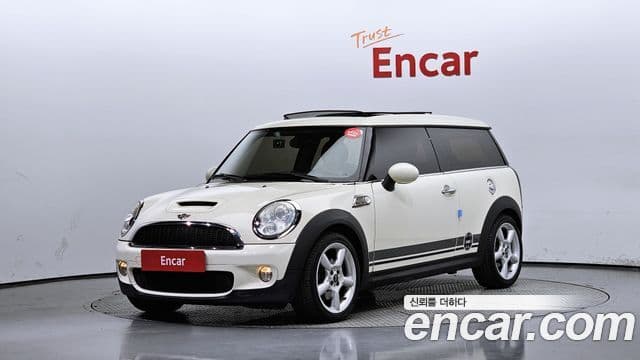 Mini Cooper S 클럽맨 1세대, 2010 1