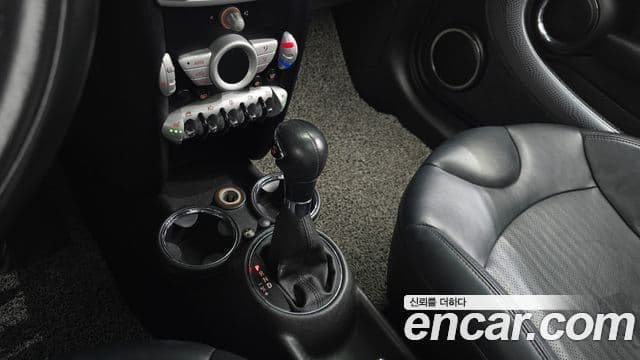 Mini Cooper S 클럽맨 1세대, 2010 9