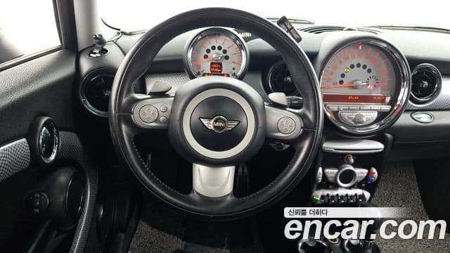 Mini Cooper S 클럽맨 1세대, 2010 13