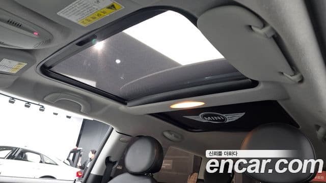 Mini Cooper S 클럽맨 1세대, 2010 19