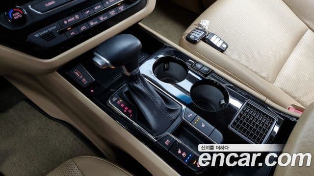 Kia The / новый New Carnival Luxury, 2019 9