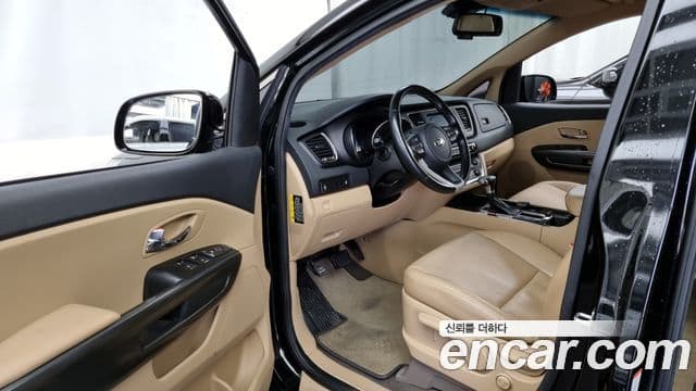 Kia The / новый New Carnival Luxury, 2019 10