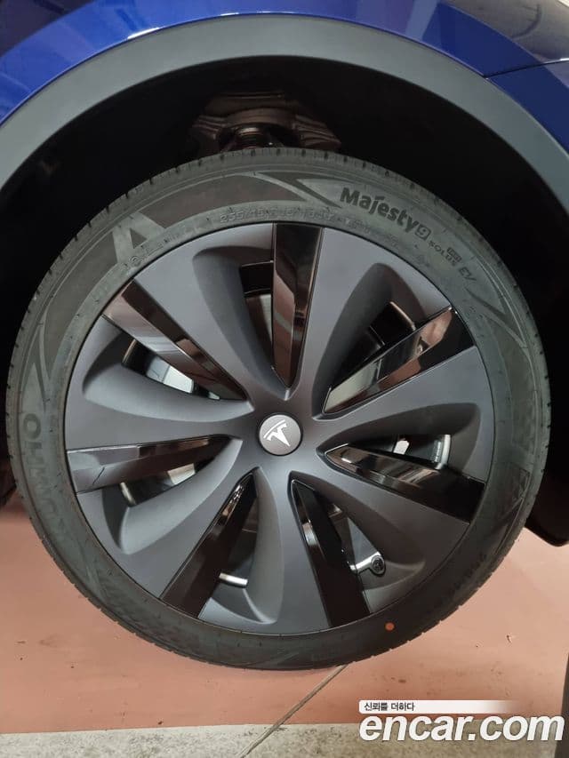 Tesla модель Y, 2023 все фото