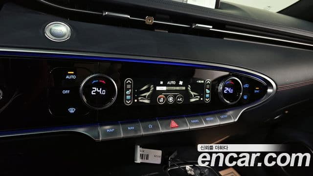 Genesis GV70, 2023 17