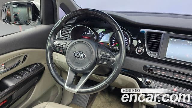 Kia All New Carnival President, 2018 13