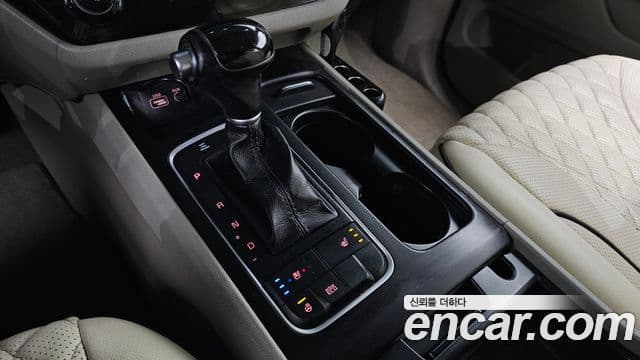 Kia All New Carnival 9인승 High Limousine(компания по спецнадстройкам), 2015 9