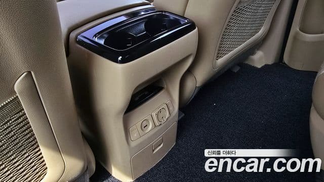 Kia All New Carnival Prestige, 2017 18