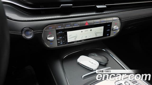 Genesis G90 (RS4) бензин 3.5 турбо AWD, 2022 18