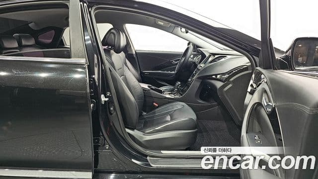 Hyundai Grandeur HG Modern, 2014 11