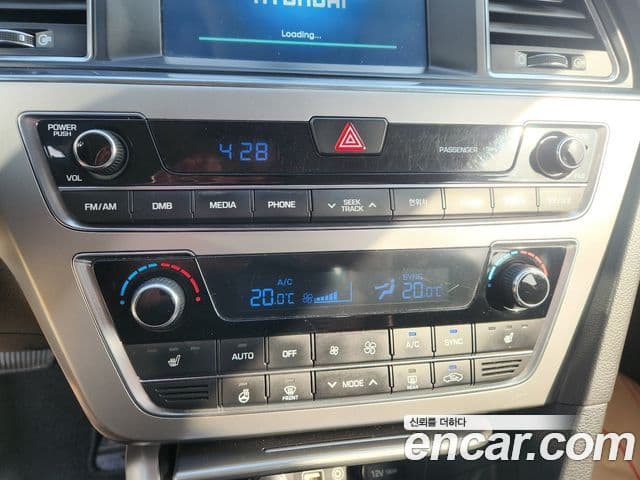 Hyundai LF Sonata Premium, 2015 16