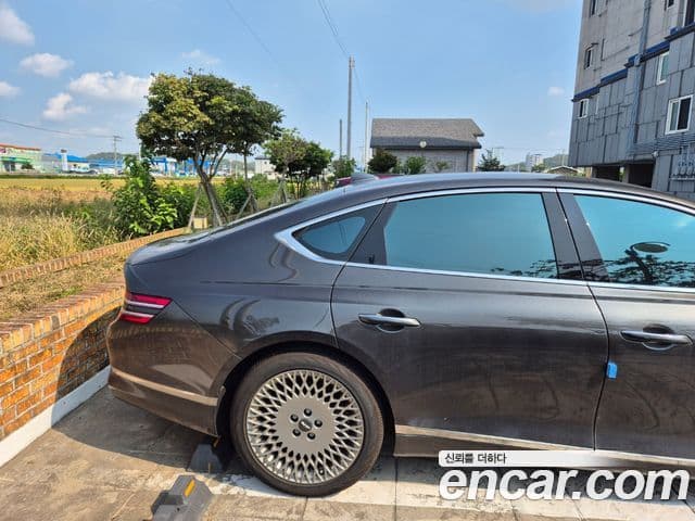 Genesis G80 (RG3) бензин 2.5 турбо AWD, 2024 4