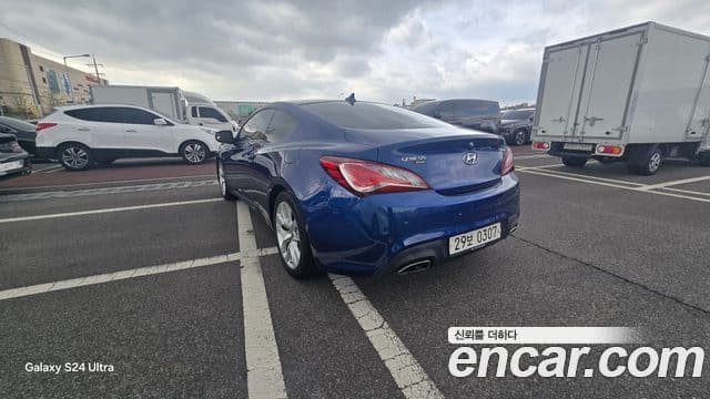 Hyundai The / новый New Genesis купе 200 турбо D, 2015 15